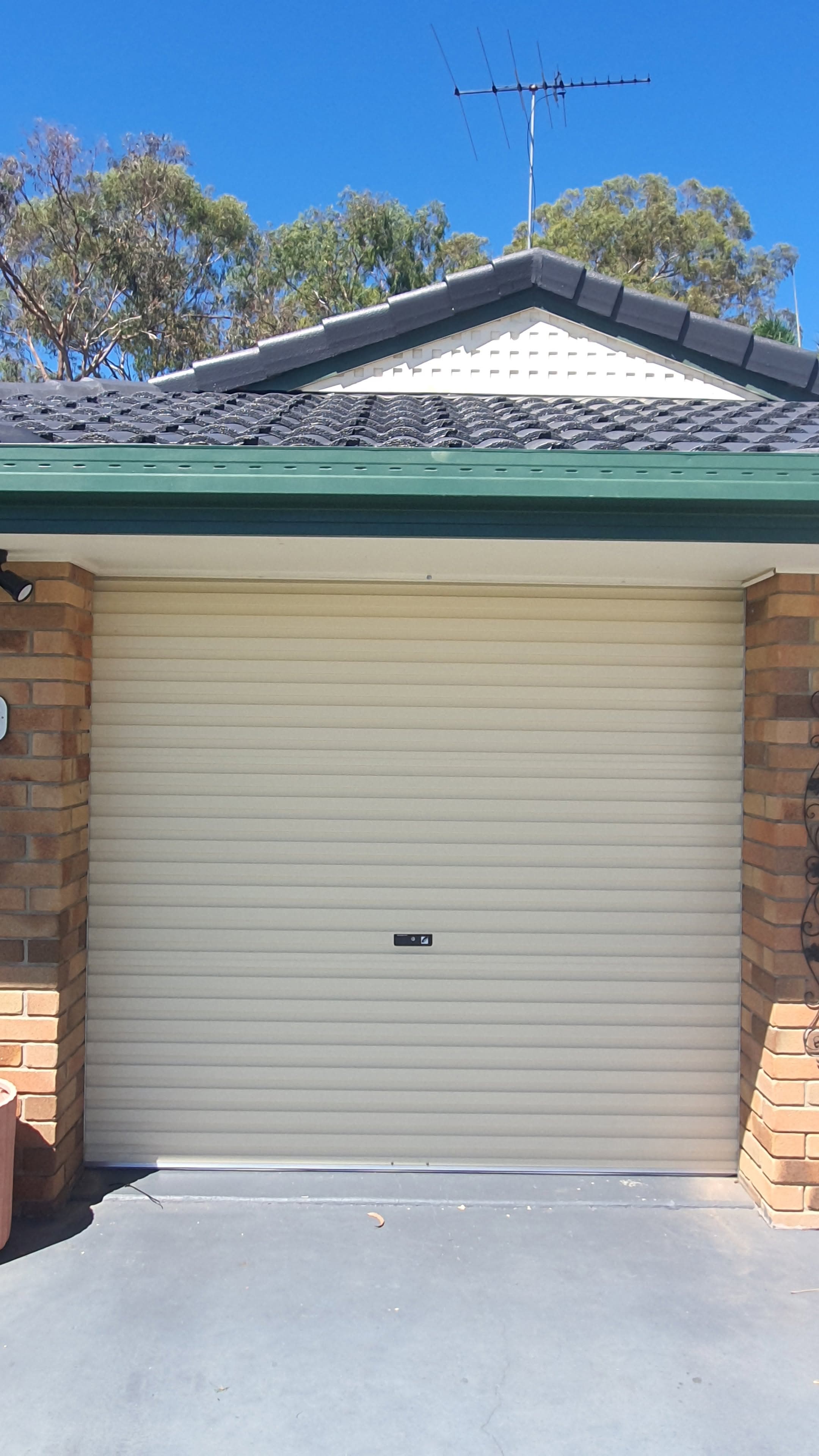 Well-maintained garage door on the Sunshine Coast